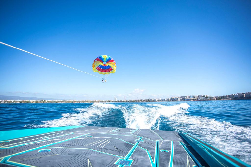 Salou: Parasailing Erlebnis