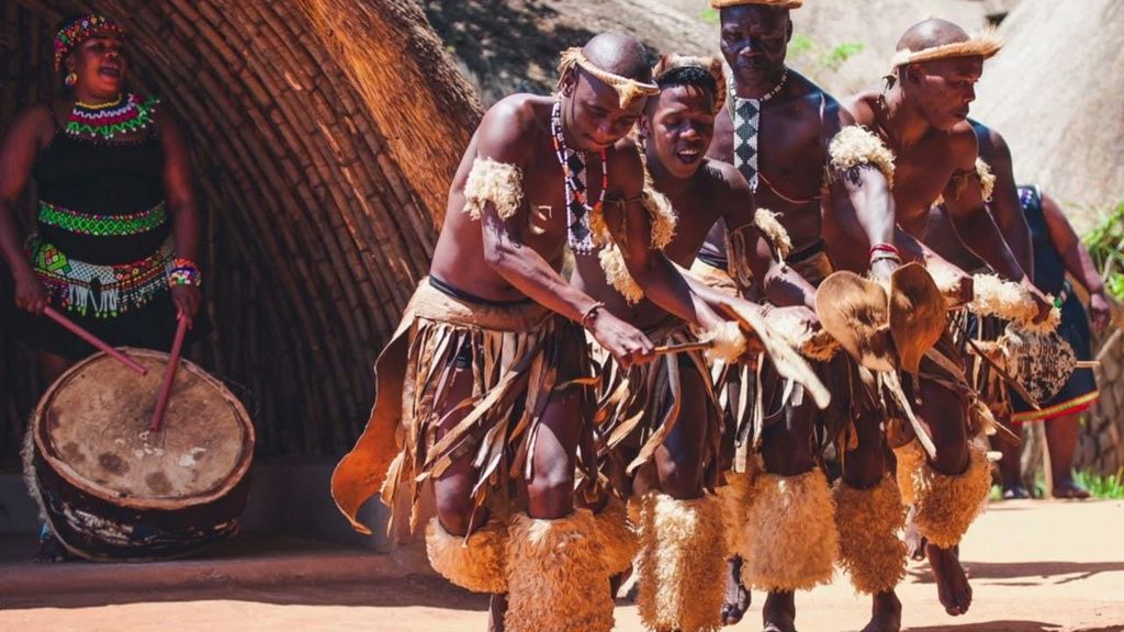 Durban: Halbtägige Phezulu Safari Park und Durban Städtetour