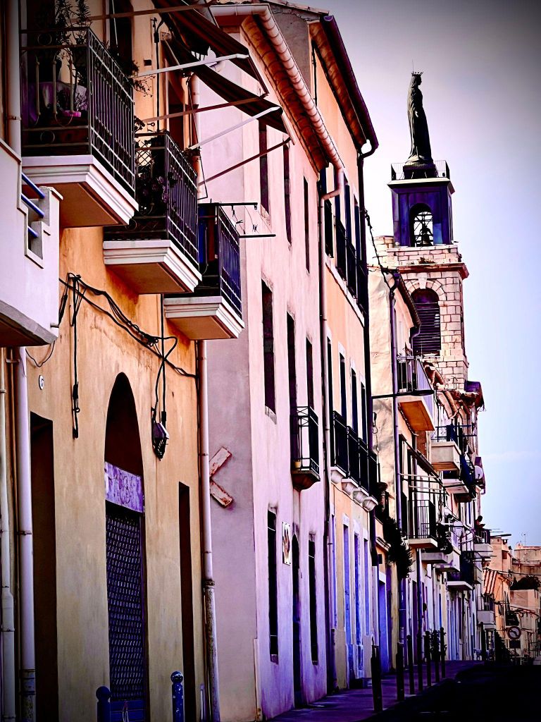 Oberstadt von Sète: Führung zu Fuß, volkstümliche und künstlerische Seele