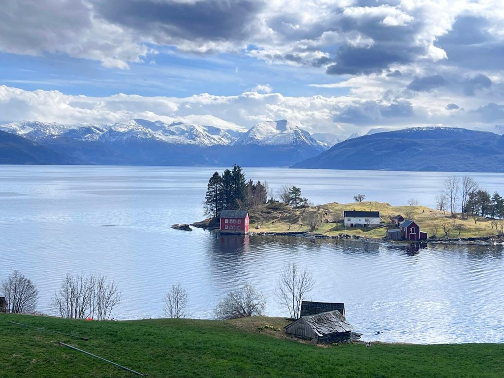Bergen: Private Tour durch die Stadt mit dem Besten vom Hardangerfjord