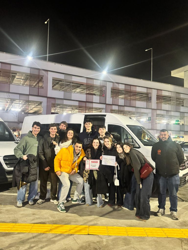 Hin- und Rücktransfer von Hotels zu den Flughäfen Kayseri/Nevşehir