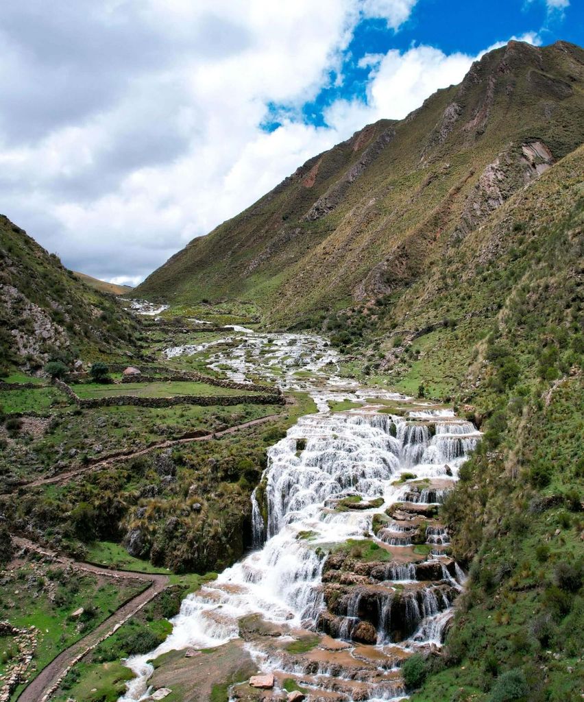 Ayacucho: Sarhua Wasserfall Tal
