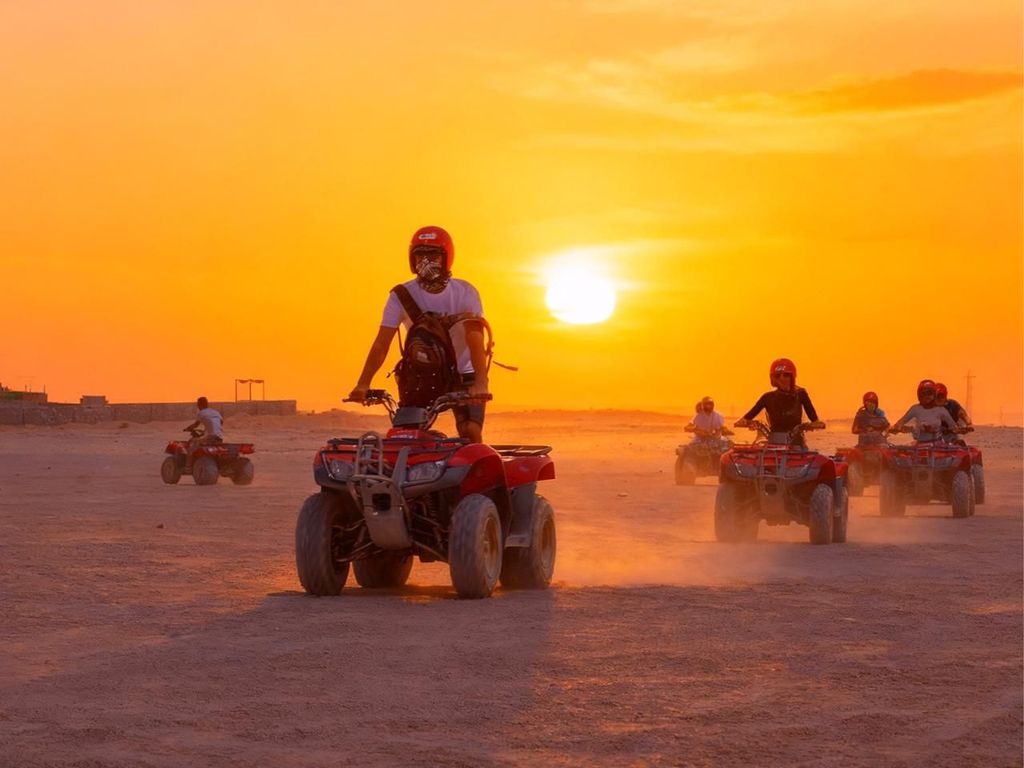 Quad- und ATV-Tour in Hurghada mit Kamel, Wüstenatmosphäre und Meerblick