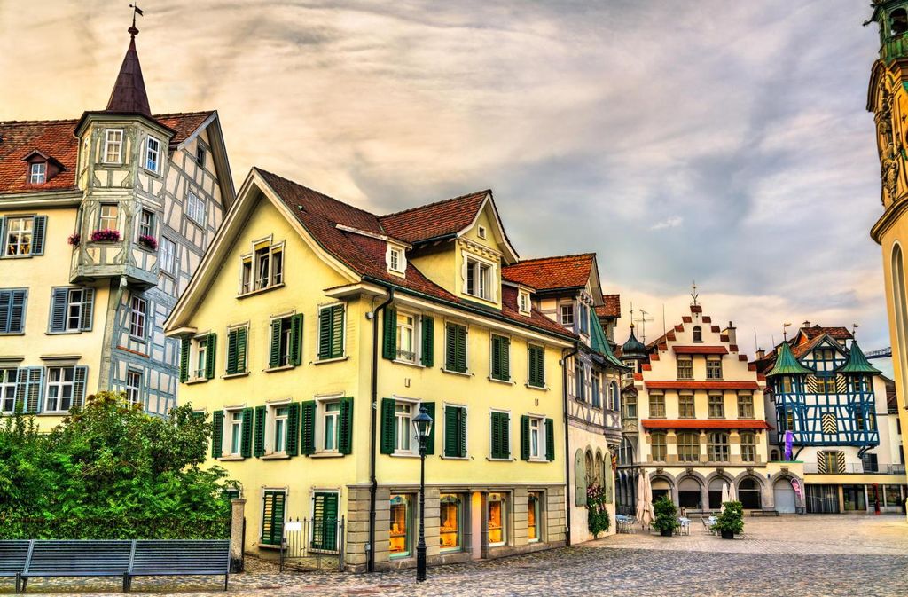 Biel: Express-Spaziergang mit einem Einheimischen in 60 Minuten