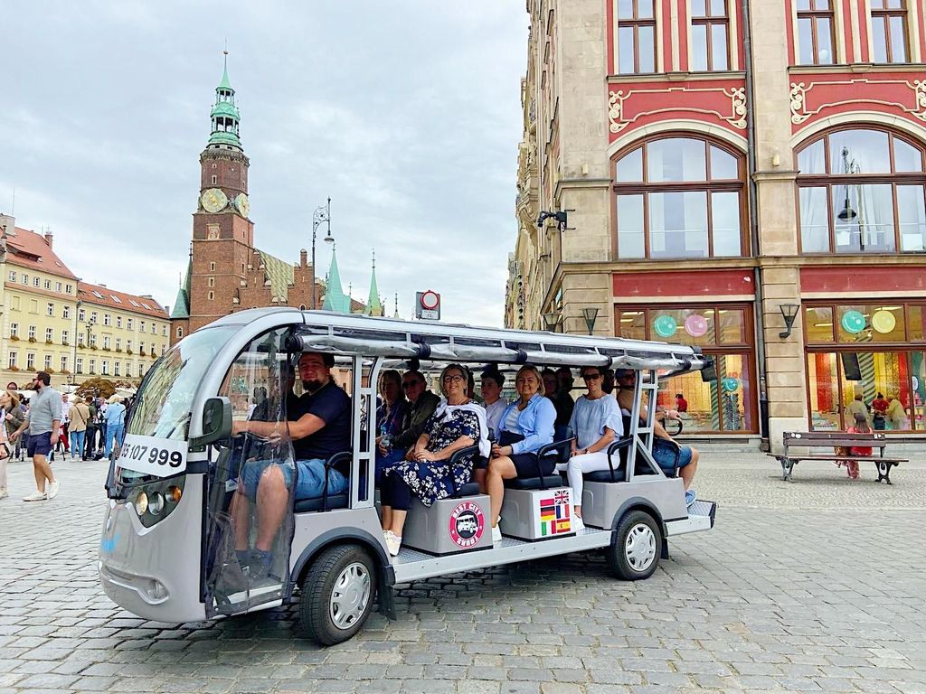 Breslau: E-Car Tour und Audioguide