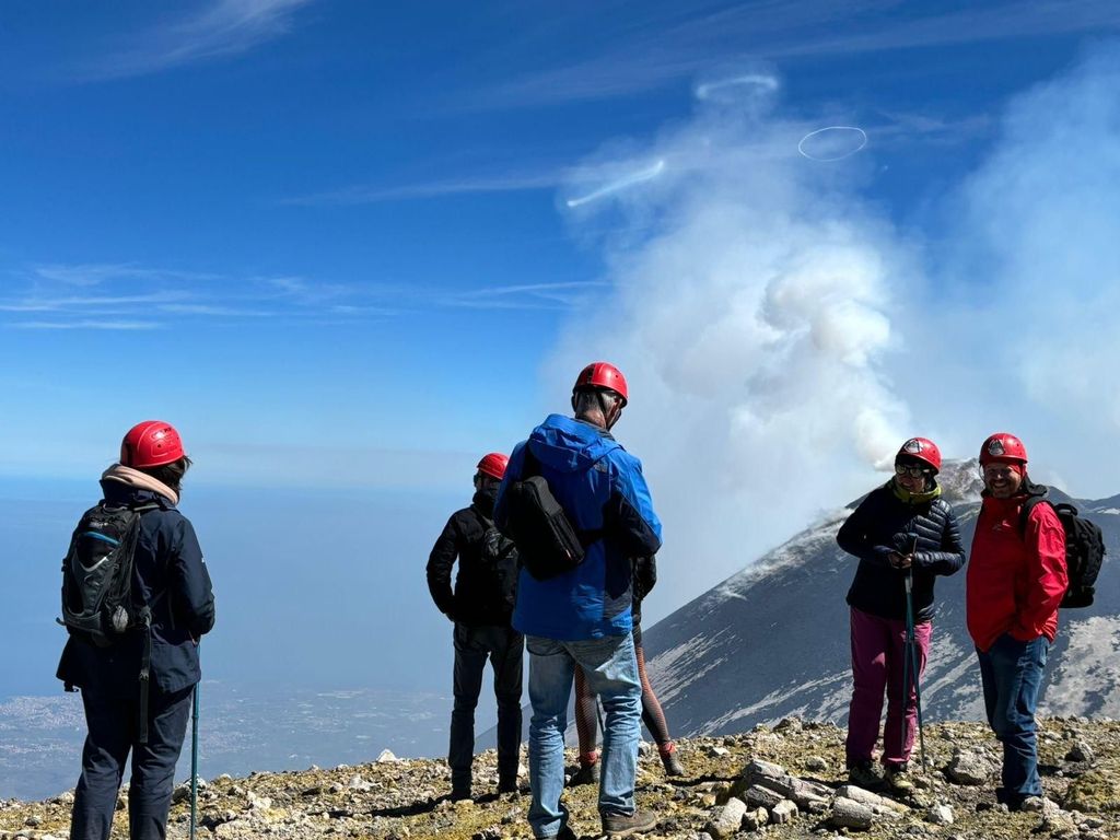 Ätna mit Abholung und Rückfahrt von Catania: 3000 Meter mit Seilbahn und Jeep