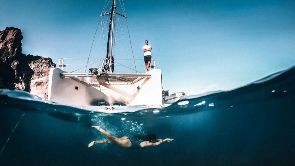 Von Santorini: Ganztägige Kreuzfahrt nach Ios