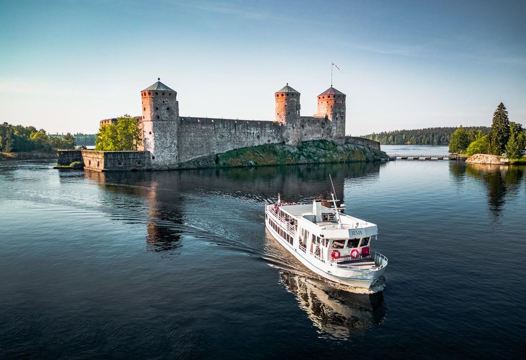 SIGHTSEEING-KREUZFAHRT RUND UM SAVONLINNA