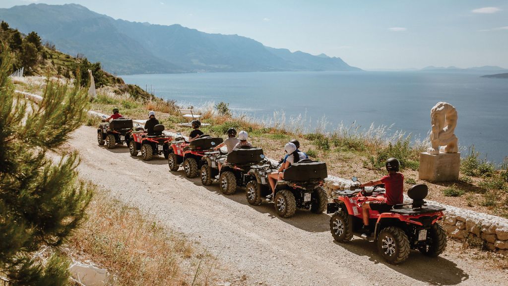 Omiš/Split Expedition: 65 km Quad Tour zu versteckten Wasserfällen