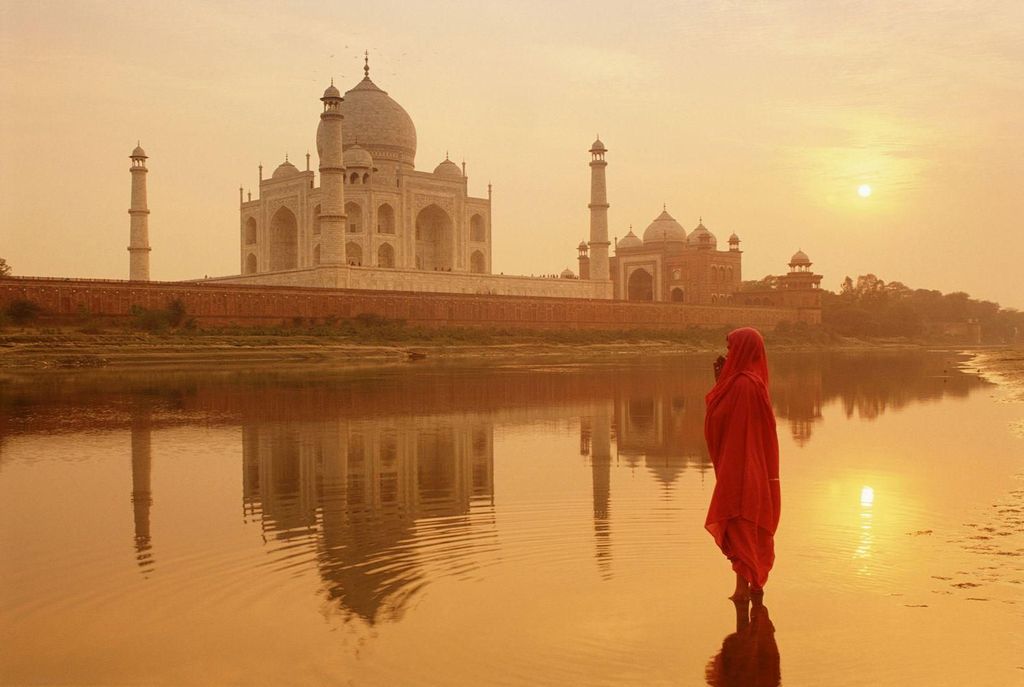 Von Delhi: Taj Mahal bei Sonnenaufgang & Agra Fort private Tour