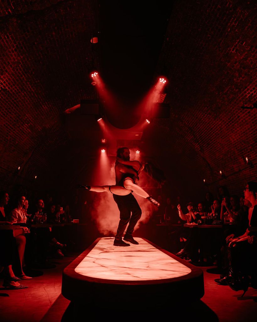 Bonton Rotterdam: Exklusives Ticket für die Male Dance Show