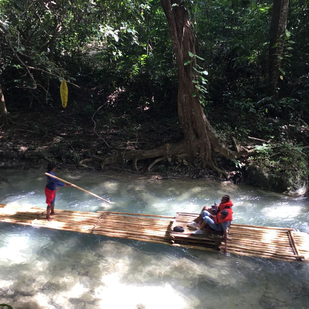 Montego Bay: Martha Brae Bamboo Rafting Tour