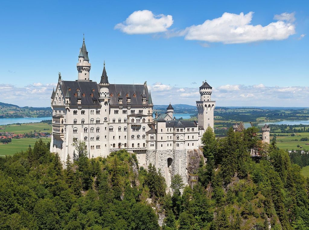 Zugfahrt zum Schloss Neuschwanstein und zur Stadt Füssen