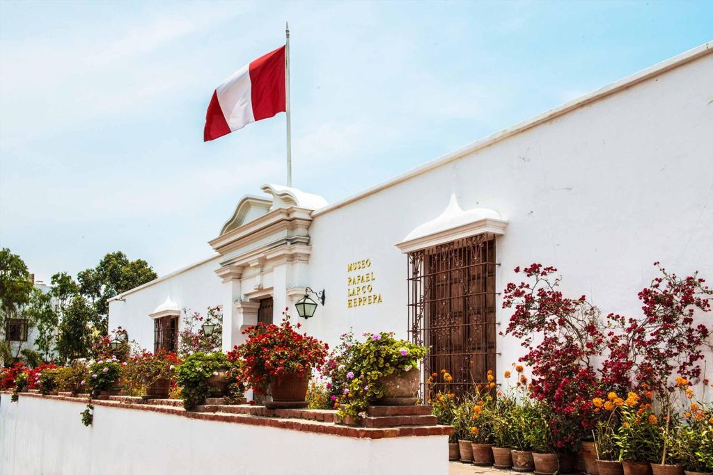 Lima: Larco Museum Entry Ticket