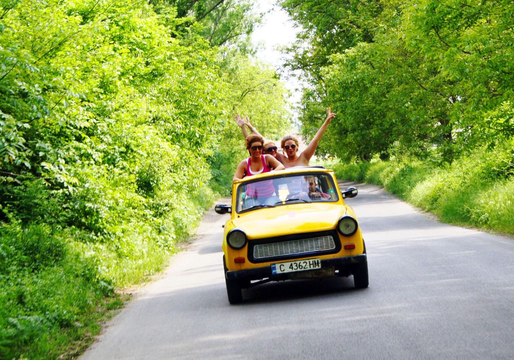 Sonniger Strand: Trabant-Safari mit Mittagessen und Honigverkostung