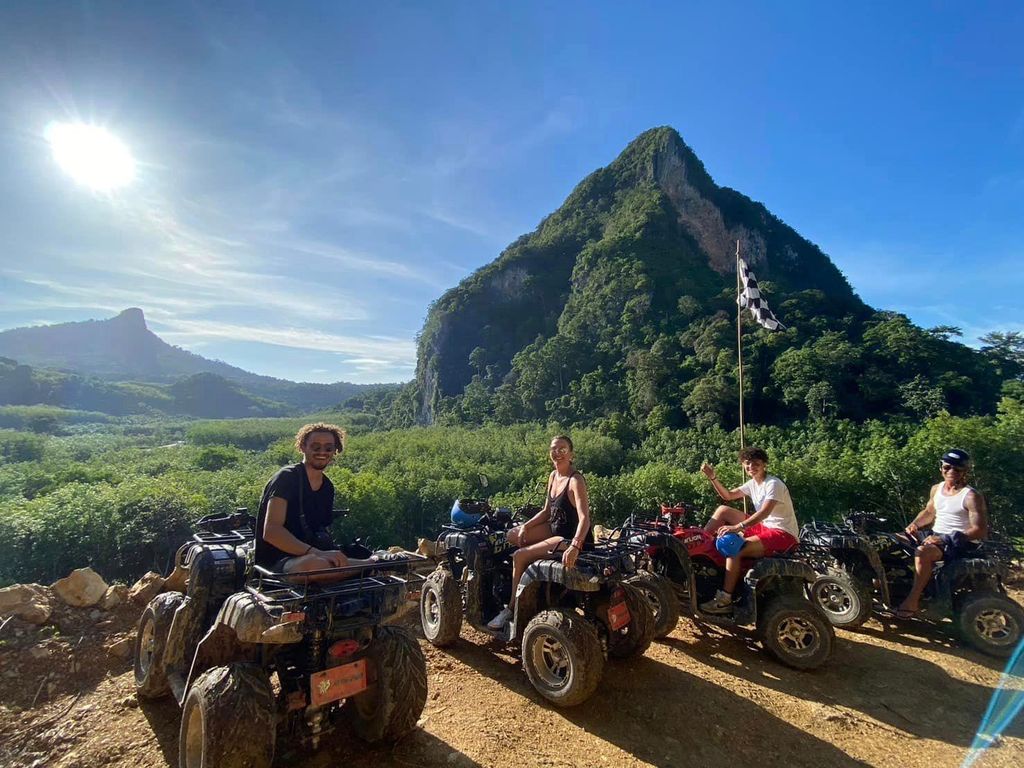 Krabi: Extremes Quad-Abenteuer mit Transfer