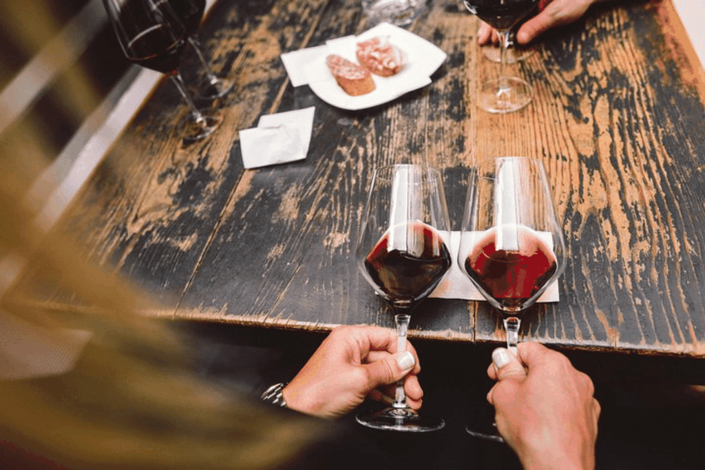 Bozen: Weinverkostung Tour mit Weinexperten