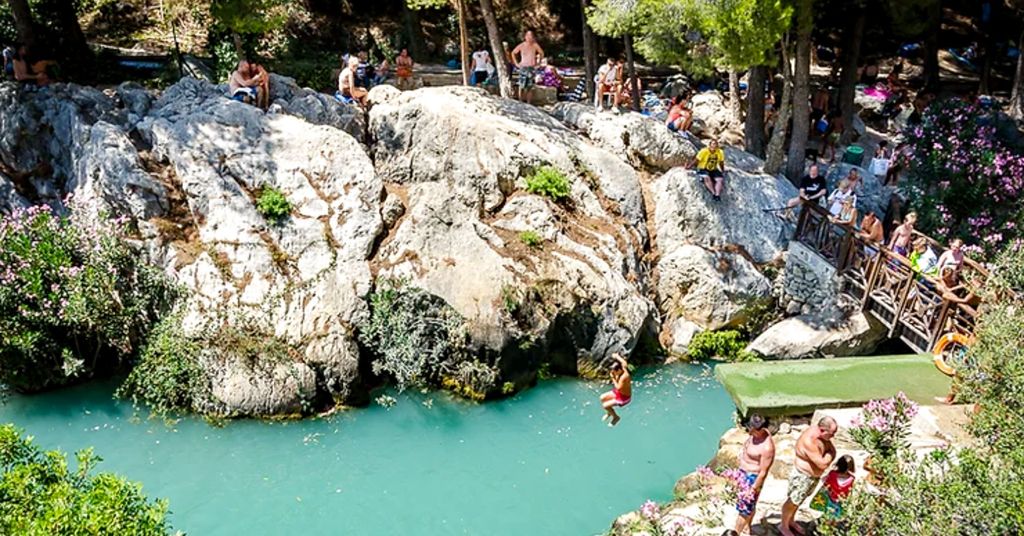 Von Jávea und Moraira zu den Wasserfällen von Guadalest und Algar
