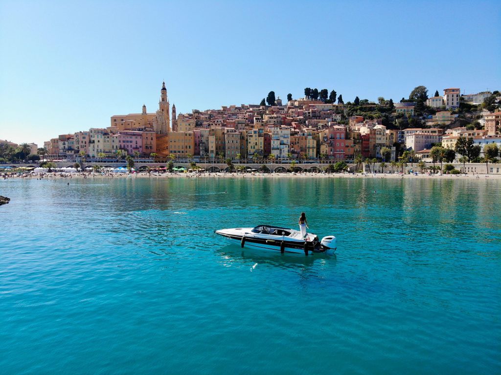 Menton: Bootsverleih mit Skipper