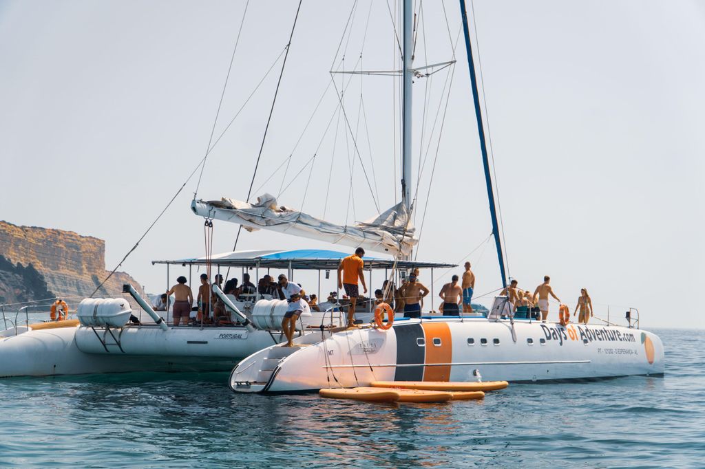 Lagos: Segeltour an der goldenen Küste – Spaß & Entspannung