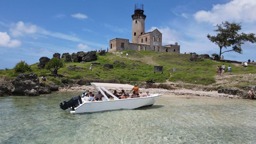 Mauritius: Schnellboot-Tour zu 5 Inseln mit Schnorcheln, Mittagessen