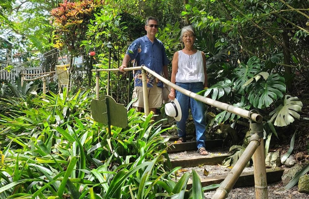 Natur-Sightseeing im tropischen botanischen Garten Phantasea