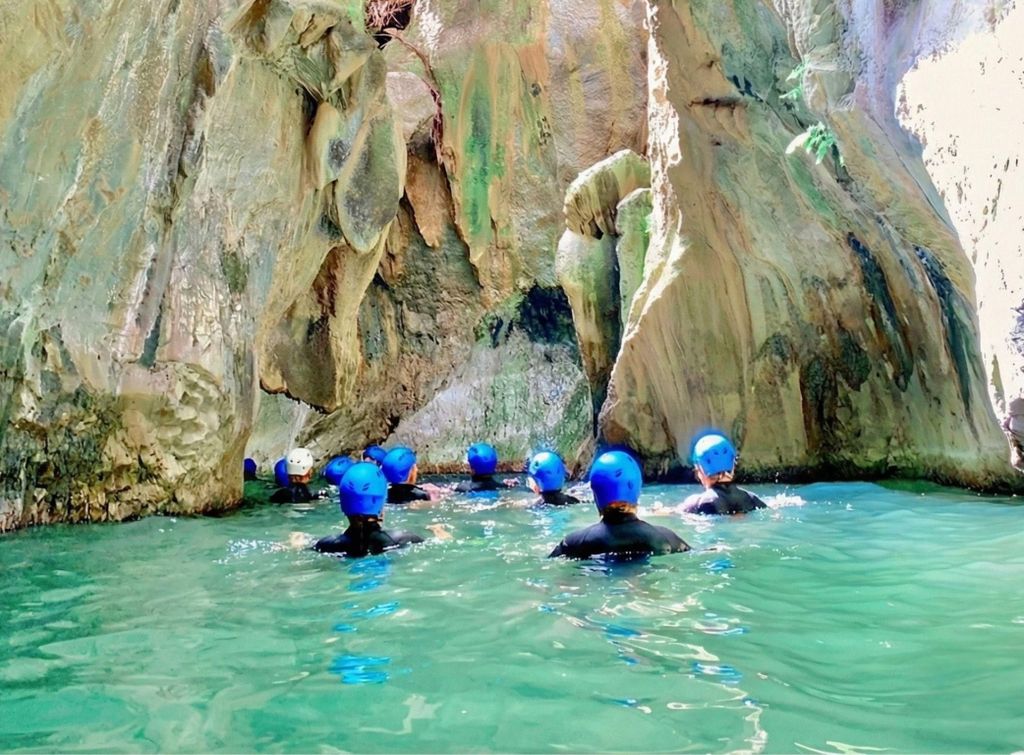Benahavís: Geführtes Canyoning-Abenteuer (Benahavís River Walk)