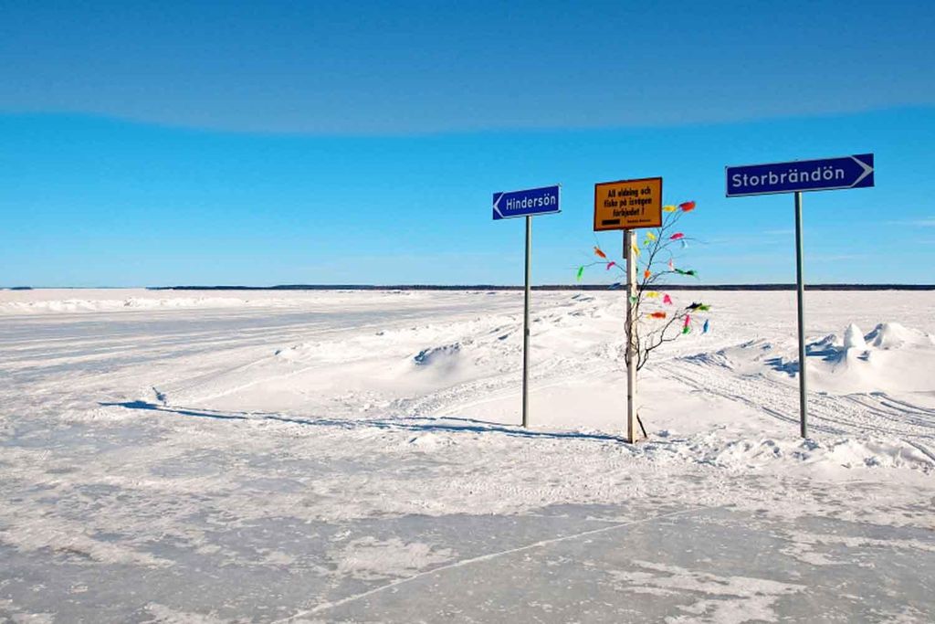 Eisstraßen-Tour – Erkunde den Luleå-Archipel mit dem Auto