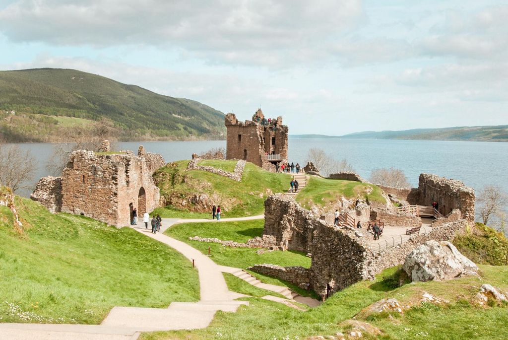 Von Inverness aus: Tagestour zum Loch Ness und in die Highlands