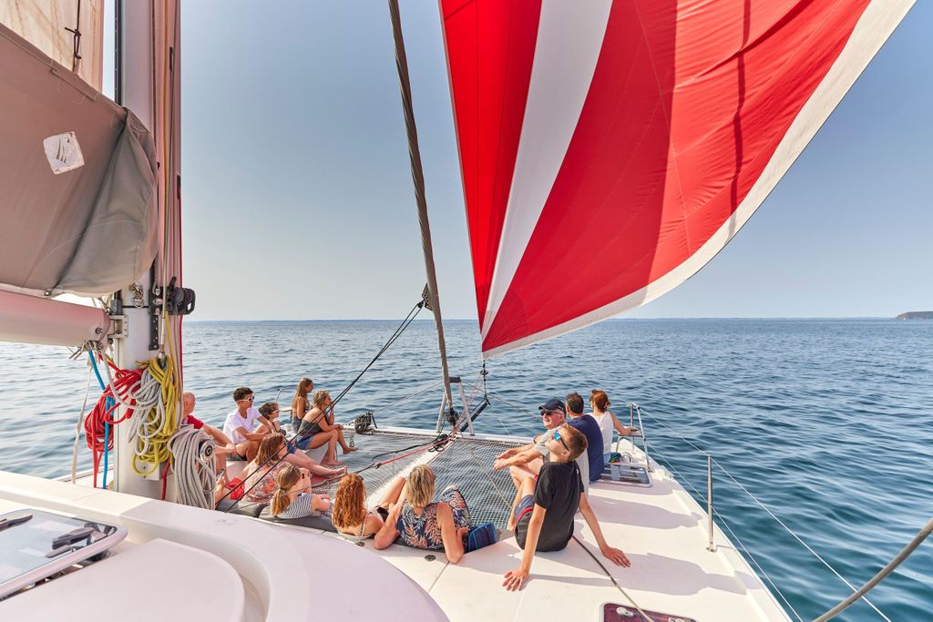 Crozon: Katamaranfahrt zum Strand der Île Vierge und zum Kap