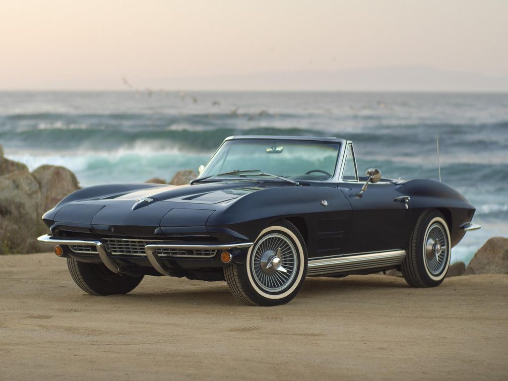 Monterey & Big Sur: '64 Corvette Stingray Cabrio mieten
