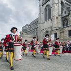 Prozession beim Ducasse de Mons-Fest in Mons