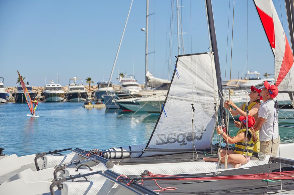 Topaz Katamaran mieten