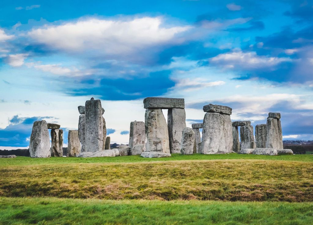 Von Bath aus: Stonehenge & die Cotswolds Tagestour mit Eintritt