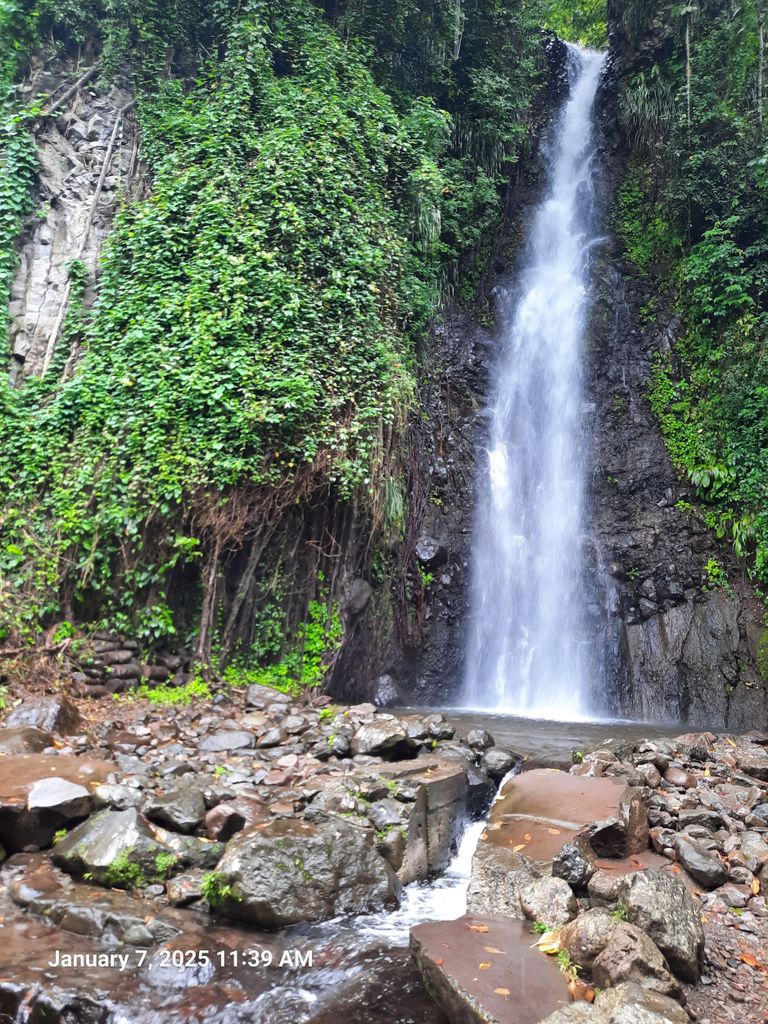 Insel-Touren: St. Vincent & die Grenadinen – Dark View Falls