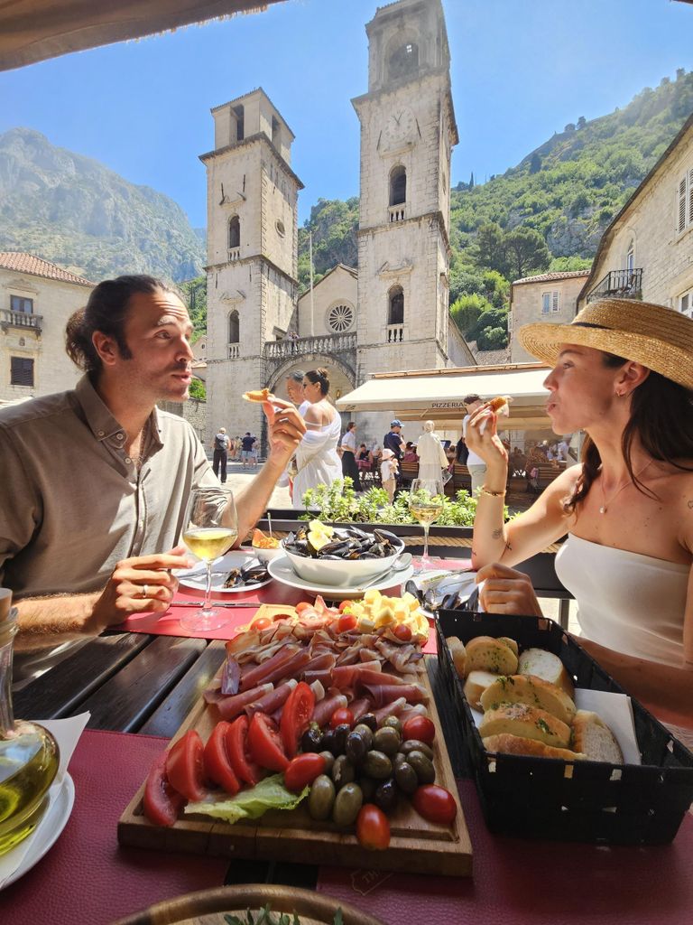 Kotor: Privater Rundgang mit Wein- und Foodtasting