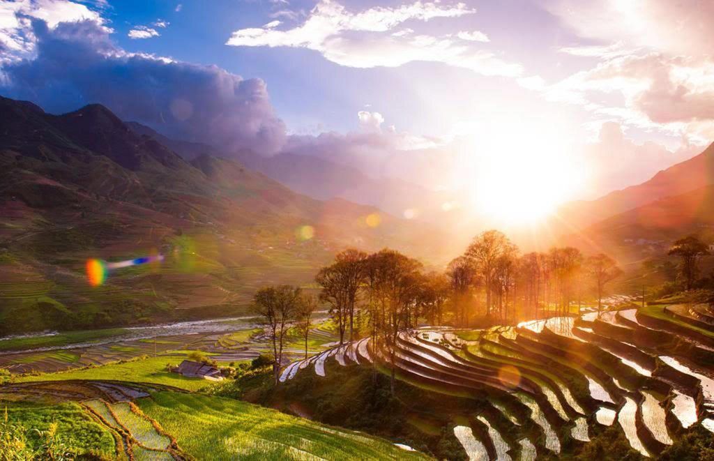 Sa Pa: Private geführte Tour auf einem Motorrad mit Mittagessen