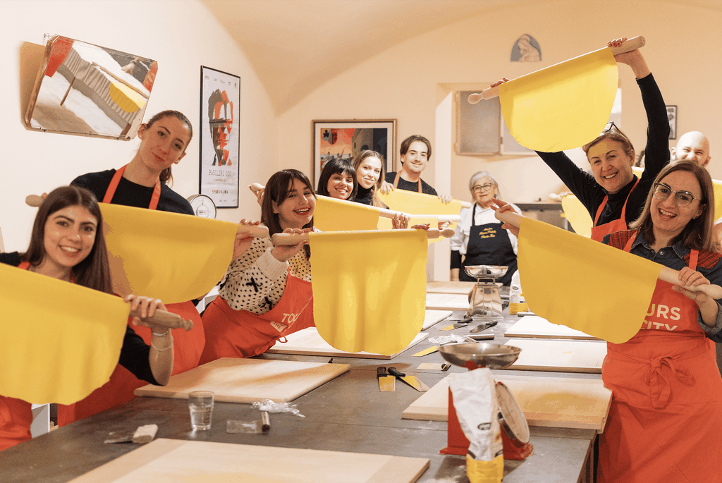 Bologna: Pasta-Kochkurs, Ragu, Spritz, Wein & Gelato