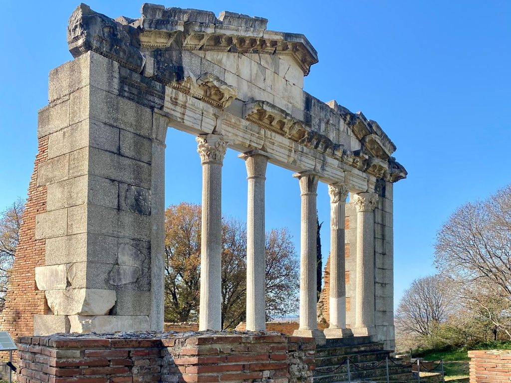 Tirana/Durrës: Tagestour nach Apollonia & zur Lagune von Karavasta