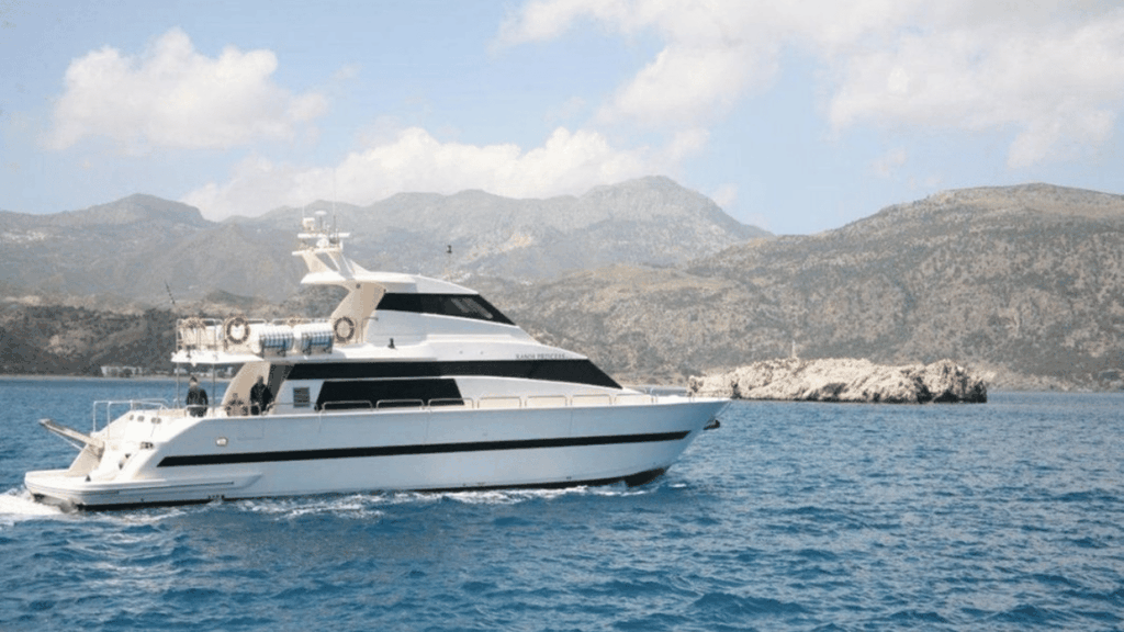 Karpathos: Fährfahrt zwischen Karpathos und Kasos