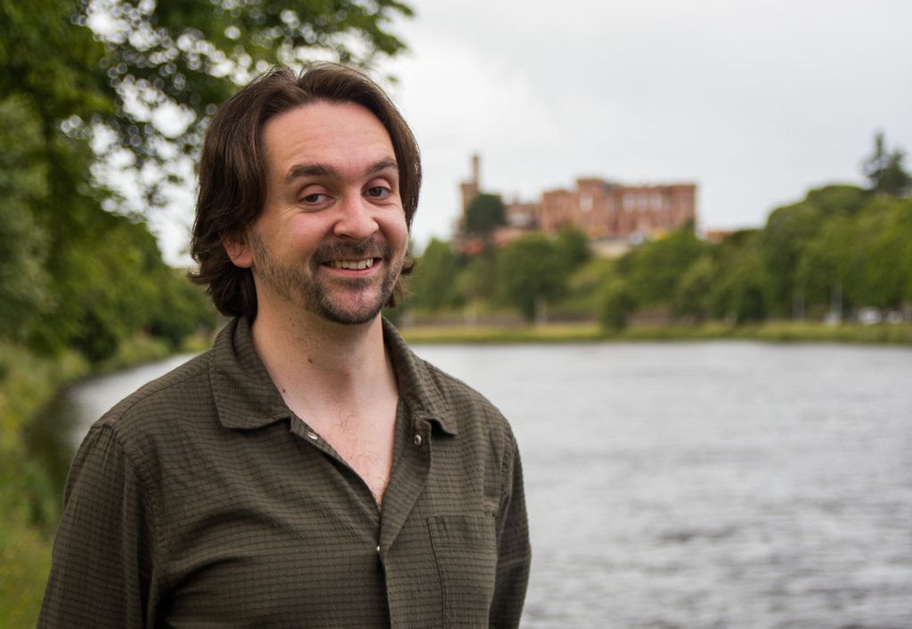 Inverness: Comedy Walking Tour mit lokalem Comedian