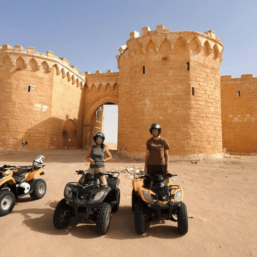 Von Tozeur aus: 1-stündige Quadfahrt in der Wüste