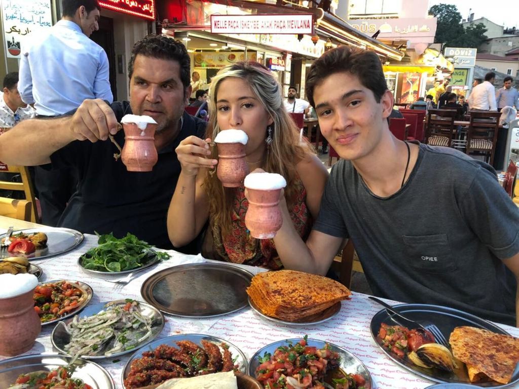 Istanbul: Türkische Essensnacht und Rooftop-Erlebnis