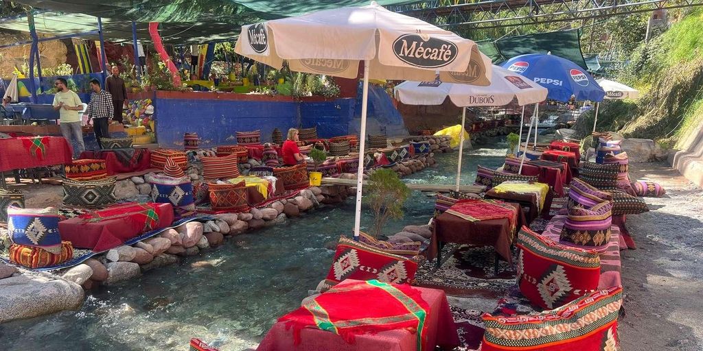 Von Marrakesch: Ourika-Tal, Wanderung zu 7 Wasserfällen & Hoher Atlas