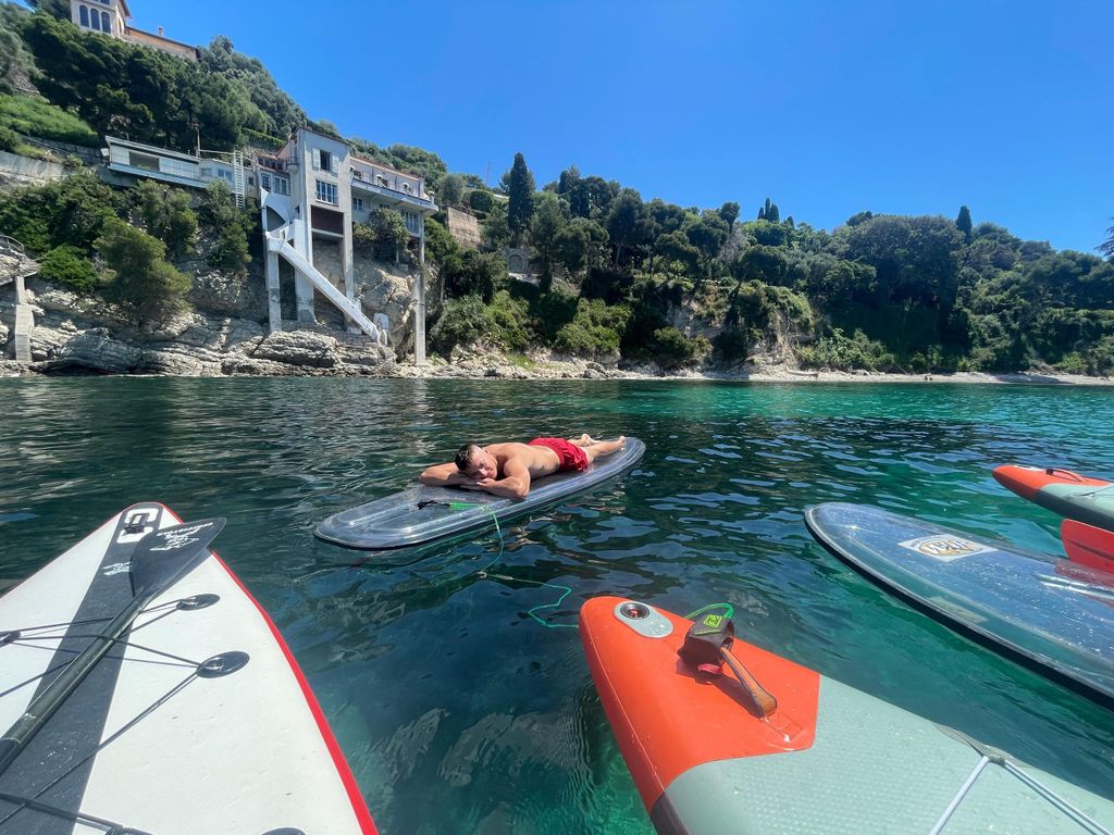 Nizza: Villefranche-sur-Mer E-Bike und Paddleboard Tour