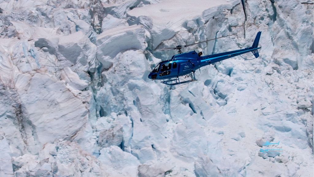 Von Franz Josef: 15-minütiger Helikopterflug über zwei Gletscher