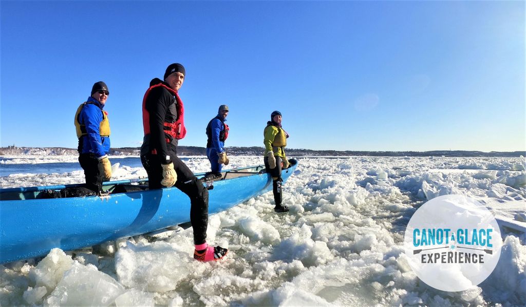 Québec: Eiskanufahren mit heißer Schokolade & Sauna