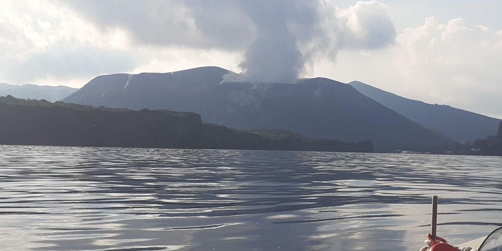 Von Lipari: Vulcano Wild, Schnorcheln und Trekking auf dem Krater in Freiheit