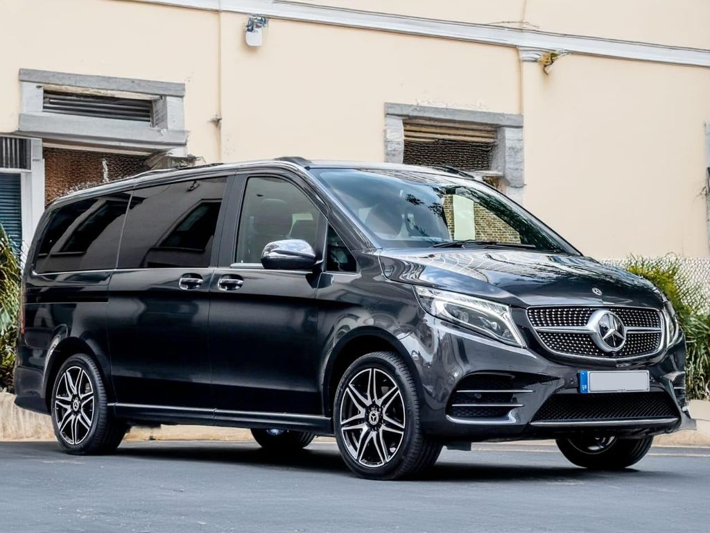 Bodo: Privater Transfer zum/vom Flughafen Bodo (BOO) und der Stadt