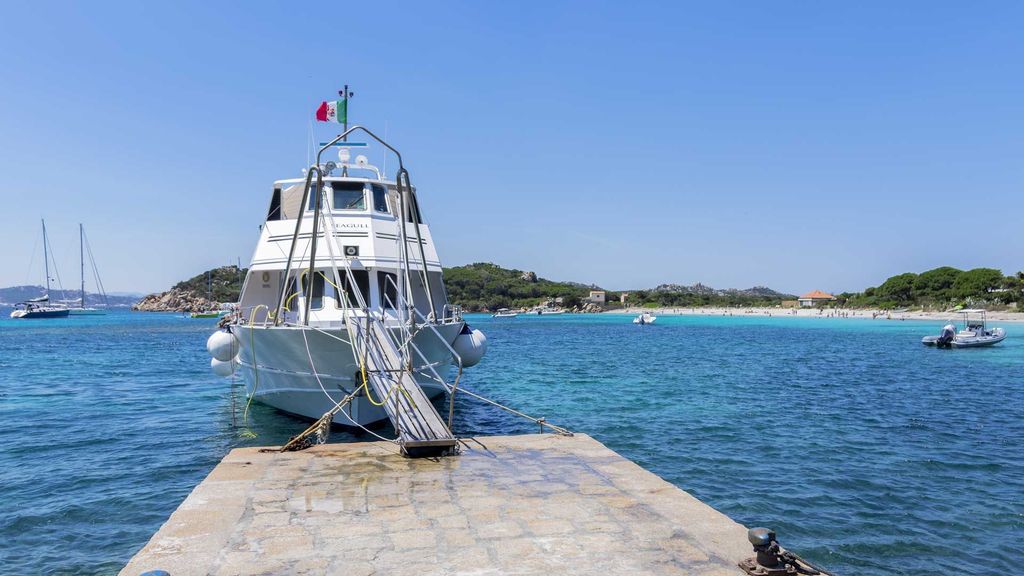 Ab Santa Teresa di Gallura: La Maddalena Mini-Kreuzfahrt